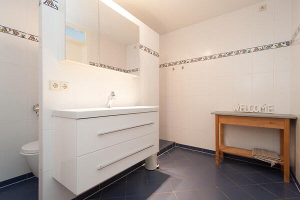 Suite Duinzicht: Gezellige studio met balkon en duinuitzicht in centrum Callantsoog - thumbnail 4
