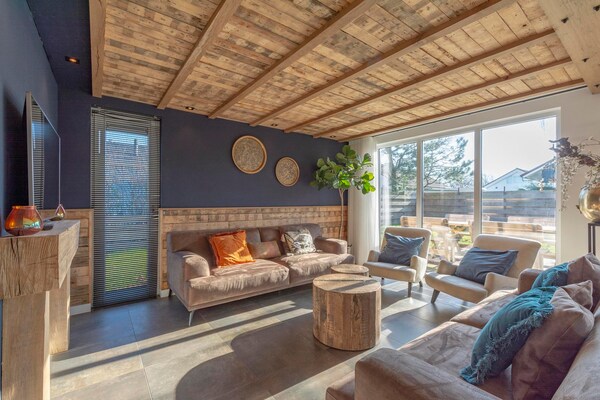 Luxe Villa Keizerskroon: modern comfort op 1,2 km van het Noordzeestrand - thumbnail 2
