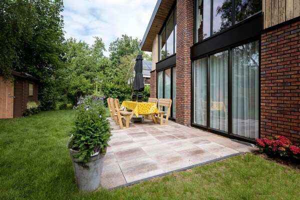 Luxe Villa Keizerskroon: modern comfort op 1,2 km van het Noordzeestrand - thumbnail 6