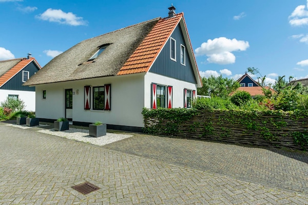 Vrijstaande kustvilla De Buitenplaats 62, 900m van het strand - thumbnail 1