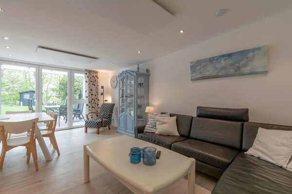Duinland 126 Kleine Mia: moderne bungalow bij strand en duinen - thumbnail 2