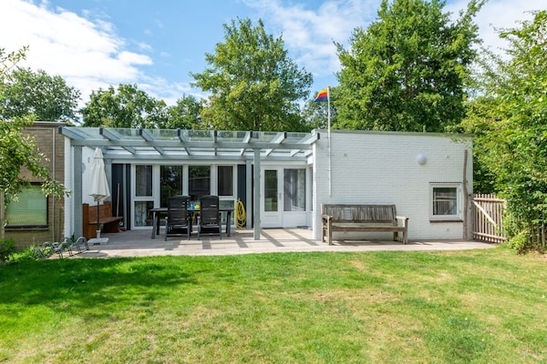 Duinland 126 Kleine Mia: moderne bungalow bij strand en duinen - thumbnail 1