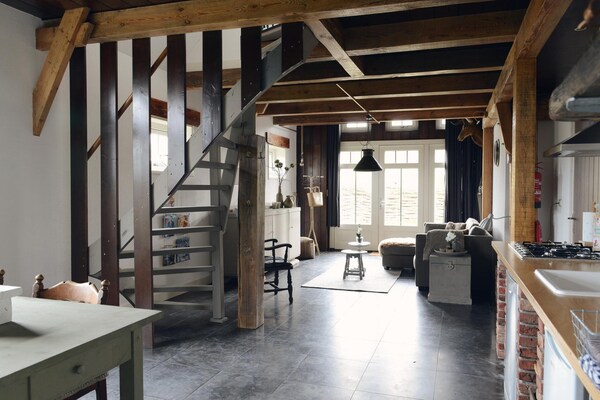 Authentiek appartement in boerderij op loopafstand van zee in Callantsoog - thumbnail 4