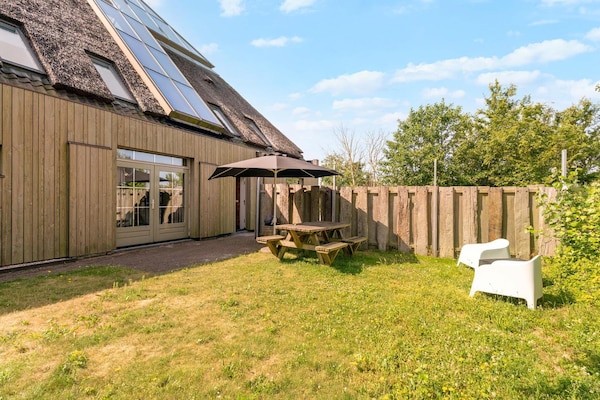 Authentiek appartement in boerderij op loopafstand van zee in Callantsoog - thumbnail 5