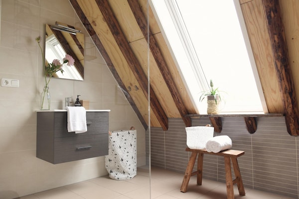 Vossehoeck 2: Ruim familieappartement met tuin in Callantsoog - thumbnail 6
