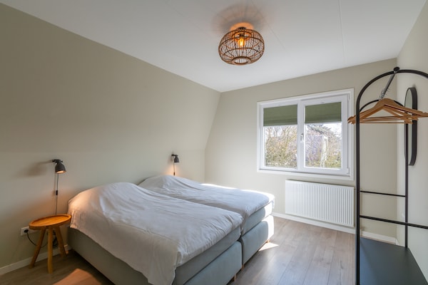 Vrijstaande bungalow met jacuzzi op 1,1 km van strand Callantsoog - thumbnail 5