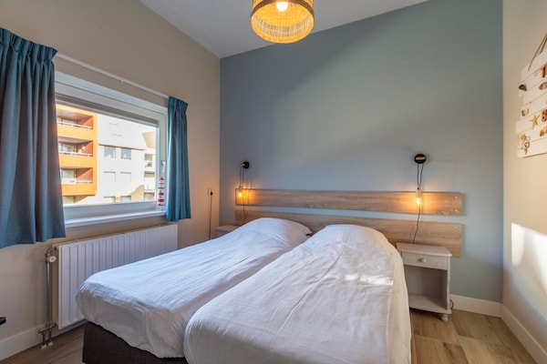 Wijde Blick 112: Modern appartement op 250m van het strand in Callantsoog - thumbnail 4