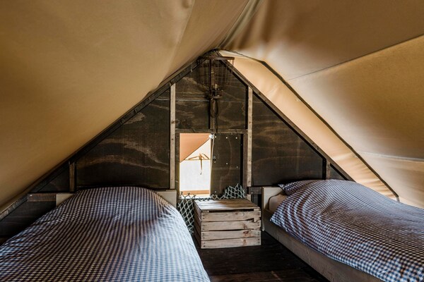 Beach Lodge Duynpark Callantsoog – Luxe strandtent voor 6 personen - thumbnail 6