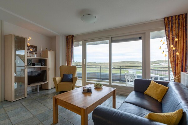 Wijde Blick 206: Stijlvol appartement met duin- en zeezicht in Callantsoog - thumbnail 1