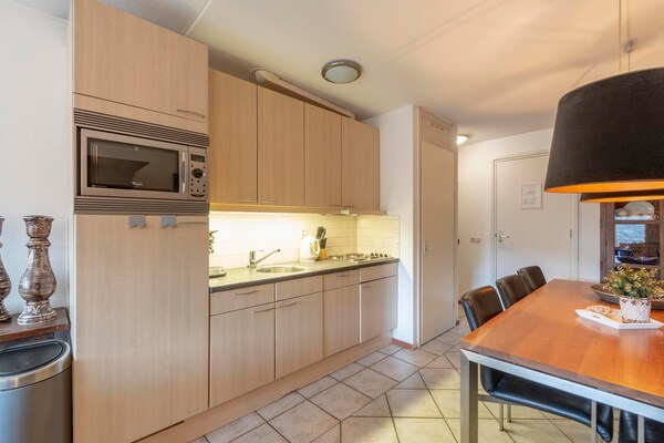 Wijde Blick 210: Modern appartement met zeezicht in hartje Callantsoog - thumbnail 4