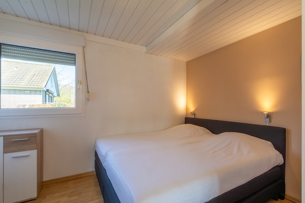 Vrijstaande zeebungalow met omheinde tuin op 1 km van het strand - thumbnail 6