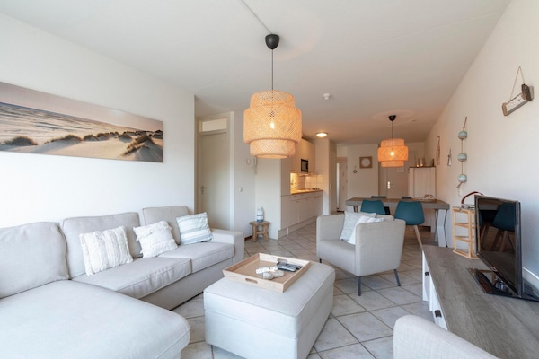 Wijde Blick 212: Modern strandappartement met zeezicht in Callantsoog - thumbnail 4