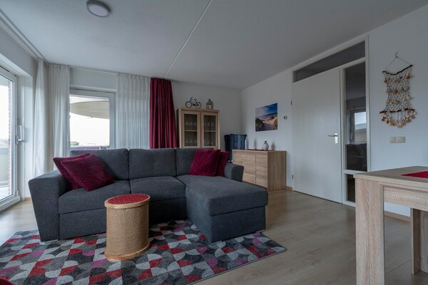 Résidence Juliana 53: Ruim appartement op 1 km van het strand - thumbnail 2