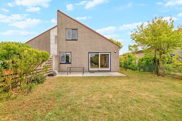 Ruime villa voor 7 personen in Julianadorp aan Zee · 110 m² - thumbnail 1