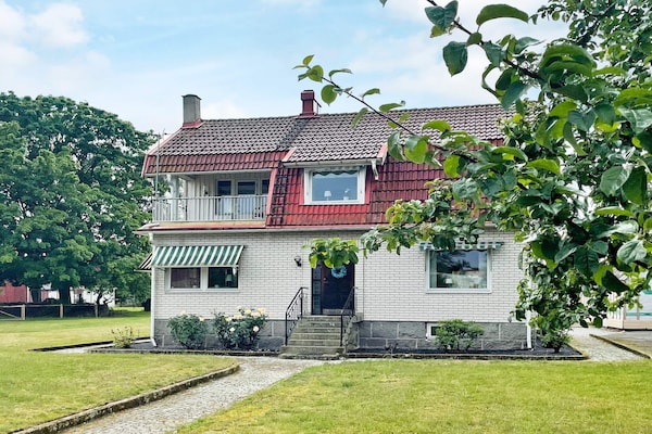 13-persoons vakantiehuis in Sölvesborg op 800 m van zee - thumbnail 6