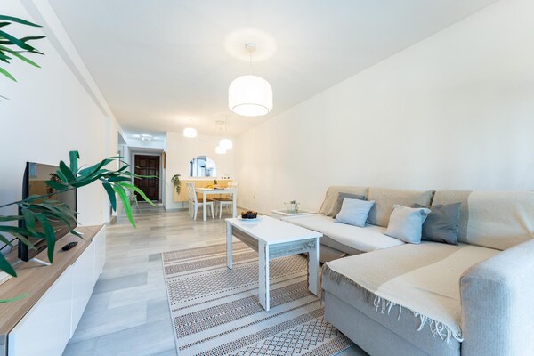 Modern appartement in Marbella met zwembad, dichtbij strand en centrum - thumbnail 4