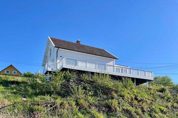 Heerlijk vakantiehuis op Bømlo, 60 meter van zee met bootverhuur - thumbnail 5