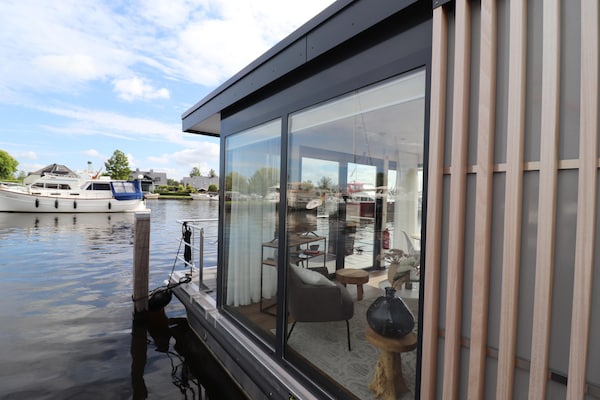 Houseboat Refugio - Lemmer