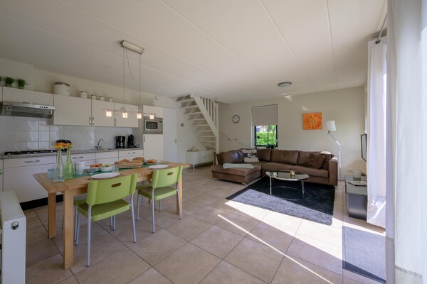 Vrijstaande huisdiervriendelijke bungalow in rustig Gaasterland, Friesland - thumbnail 3