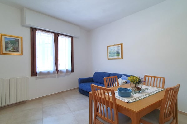 4-persoons appartement Casa Centro in het centrum van Luino aan het meer - thumbnail 2