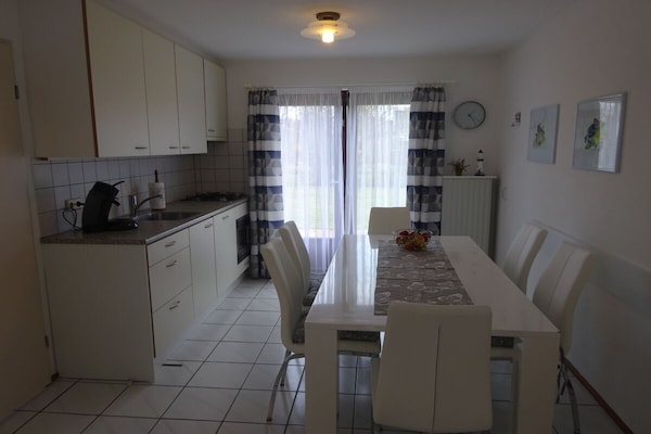 Knus vakantiehuis voor 4 in Ouddorp, vlakbij zee en strand - thumbnail 5