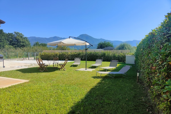 Casa Simone: Modern vakantiehuis met tuin in rustige omgeving nabij Versilia - thumbnail 2