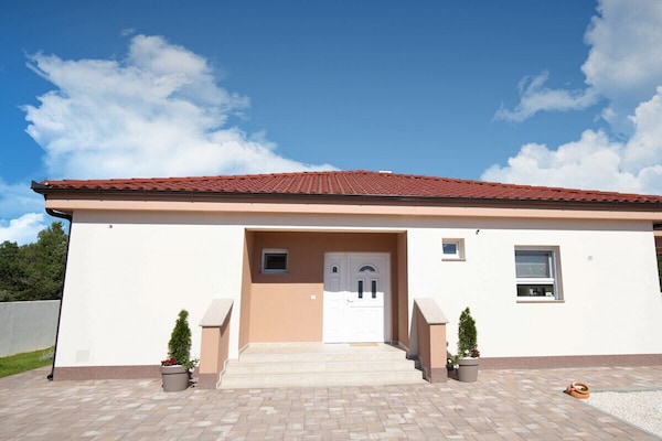 Moderne villa met privézwembad en zeezicht in Zadar, Kroatië - thumbnail 6