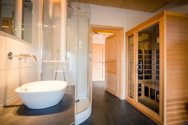 Vrijstaand chalet aan de piste op Turracherhöhe met sauna en bubbelbad - thumbnail 5