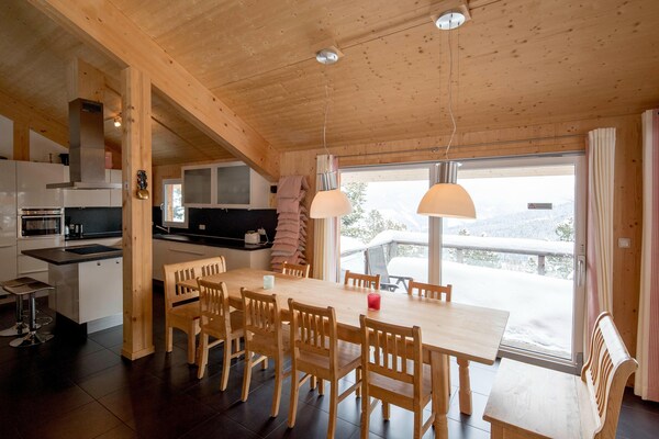 Massief houten chalet voor 12 personen direct aan de piste in Turracherhöhe - thumbnail 3