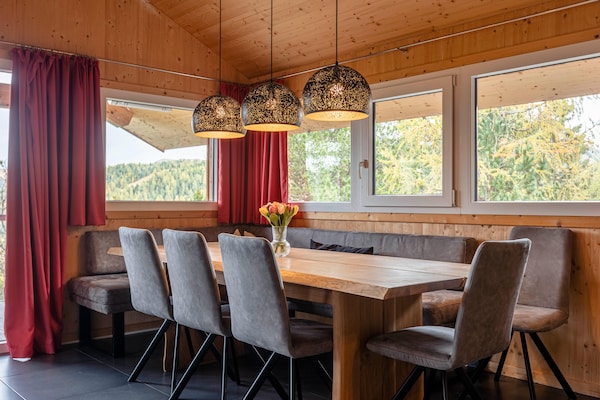 Ruim chalet voor 12 personen aan de skipiste op de Turracherhöhe - thumbnail 2