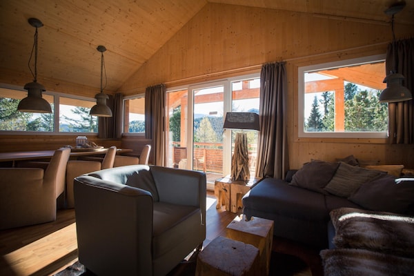 Chalet Alpenpark Turrach 49 – Luxe houten chalet aan de piste in Turracherhöhe - thumbnail 2