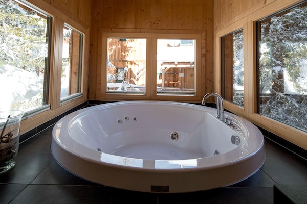 Massief houten chalet voor 10 personen met sauna en bubbelbad aan de piste - thumbnail 6