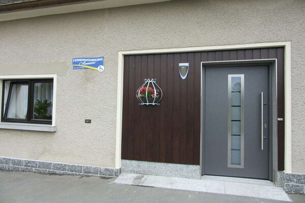 Knus vakantiehuis voor 4 in Ebersbach-Neugersdorf, vlakbij het centrum - thumbnail 2