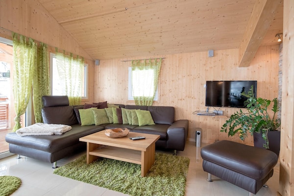 Houten chalet voor 12 personen aan de piste met sauna in Turracherhöhe - thumbnail 2