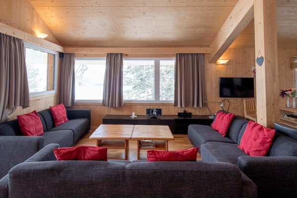 Ruim chalet voor 12 personen met sauna aan de skipiste in Turracherhöhe - thumbnail 2