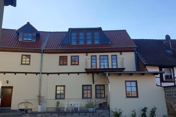 Ruim vakantiehuis voor 8 personen in Gernrode, 500m van centrum, met WLAN - thumbnail 2