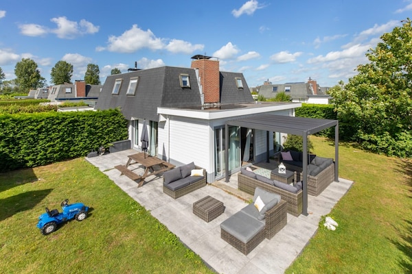 Strandhuis Schoneveld: Gezellig vakantiehuis met omheinde tuin nabij strand Breskens - thumbnail 1