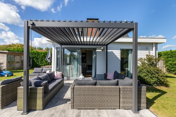Strandhuis Schoneveld: Gezellig vakantiehuis met omheinde tuin nabij strand Breskens - thumbnail 5