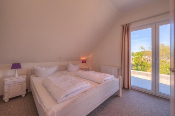 8-persoons vakantiehuis in Rechlin op 400 m van het strand - thumbnail 3