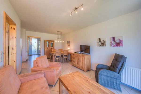 Op 400 m van het strand: Ruim appartement in Rechlin voor 4 personen (4) - thumbnail 4