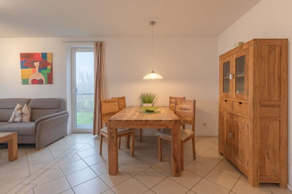 Licht appartement 64m² bij strand Müritz, slaapt 4 personen - thumbnail 2