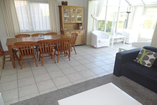 8-persoons vakantiehuis in Breskens op 500 m van het strand · 8 pers. - thumbnail 3