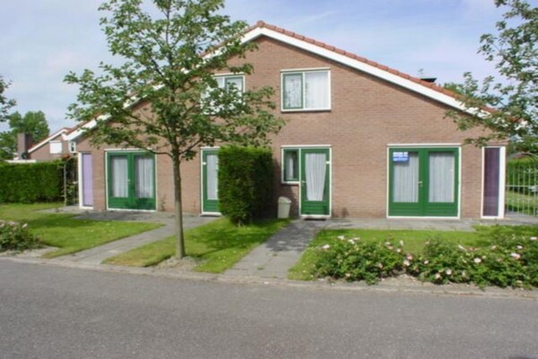 Strandparel Breskens: knus kusthuisje met haard en tuin voor 6 personen - thumbnail 6