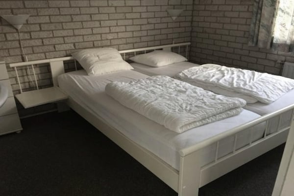 Strandparel Breskens - Gezellig vakantiehuis met open haard op park Schoneveld - thumbnail 4