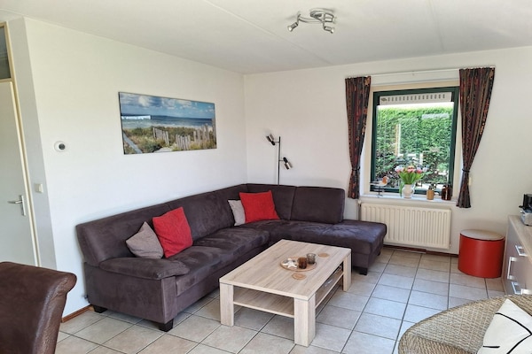 Vakantiehuis Zeemeeuw 170 in Breskens met sauna, 6 personen - thumbnail 2