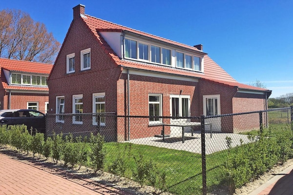 8-persoons vakantiehuis in Breskens op 1,4 km van het strand (2) - thumbnail 1