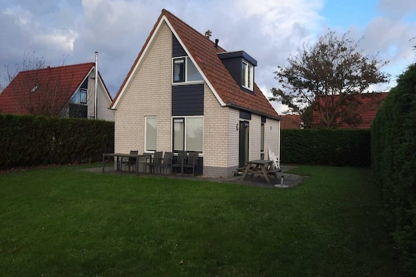 Vrijstaand vakantiehuis voor 6 personen in Breskens · 68 m² - thumbnail 1