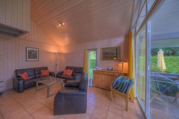 Ruim vakantiehuis voor 8 personen direct aan het Granzower Meer - thumbnail 2