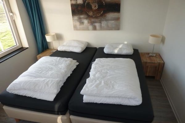 Stijlvol vakantiehuis met sauna, 1,4 km van strand Breskens - thumbnail 5