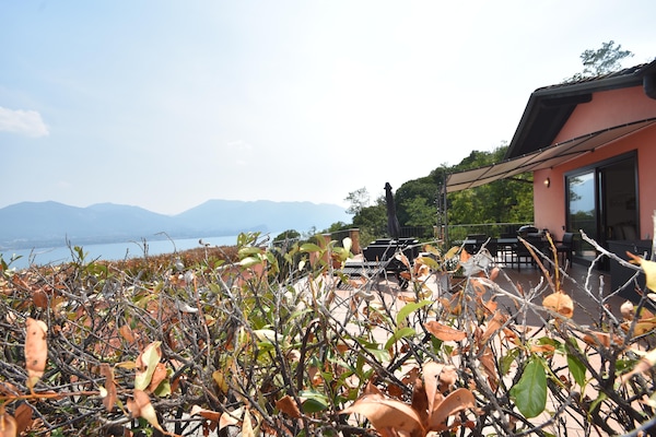 6-persoons appartement Terrazza Vista Lago in Oggebbio - thumbnail 4